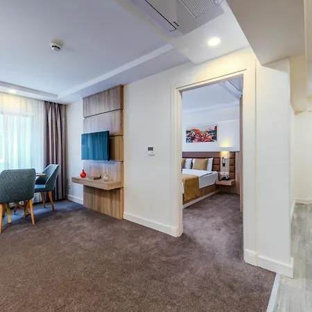 Hotel Roys &