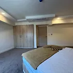 Roys & Hotel Istambul