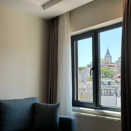 Roys & 4* Istambul