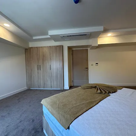 Roys & Hotel Istanbul