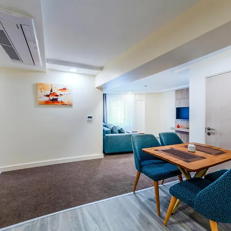 Hotel Roys & Istanbul