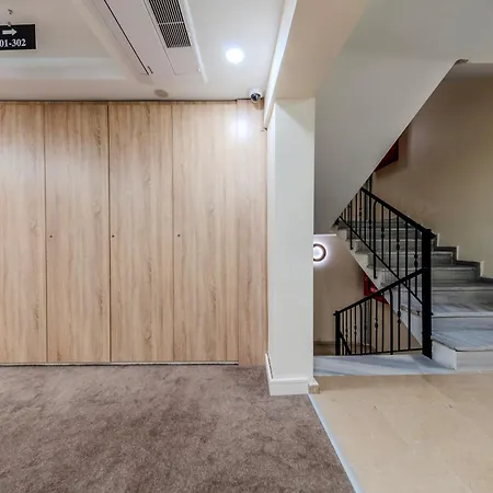 Roys & 伊斯坦布尔