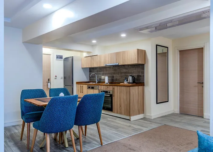 Roys & ホテル イスタンブール