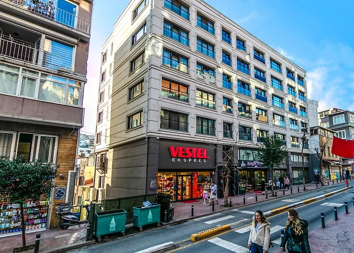 Roys Hotel&suites 4*