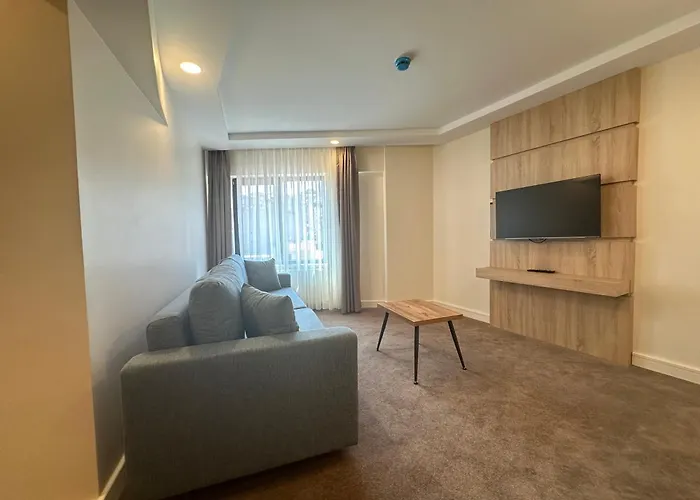 Roys Hotel&suites 4*