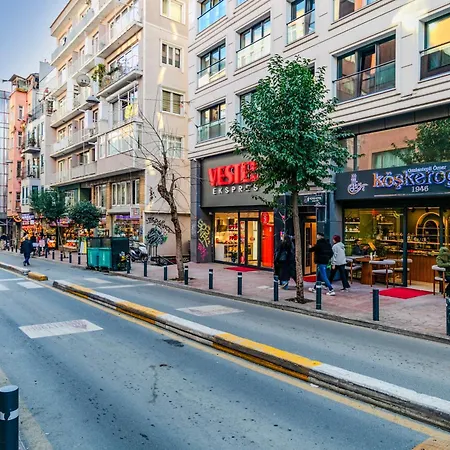 Roys & 4* Κωνσταντινούπολη