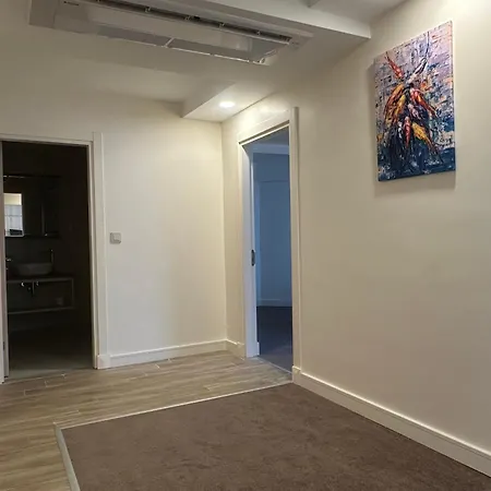 Ξενοδοχείο Roys & Κωνσταντινούπολη