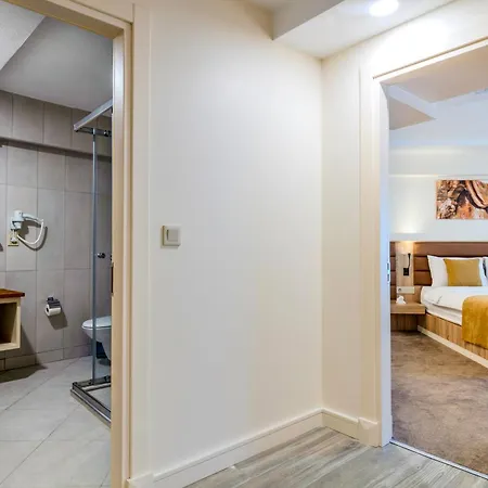 Roys & 4* 이스탄불